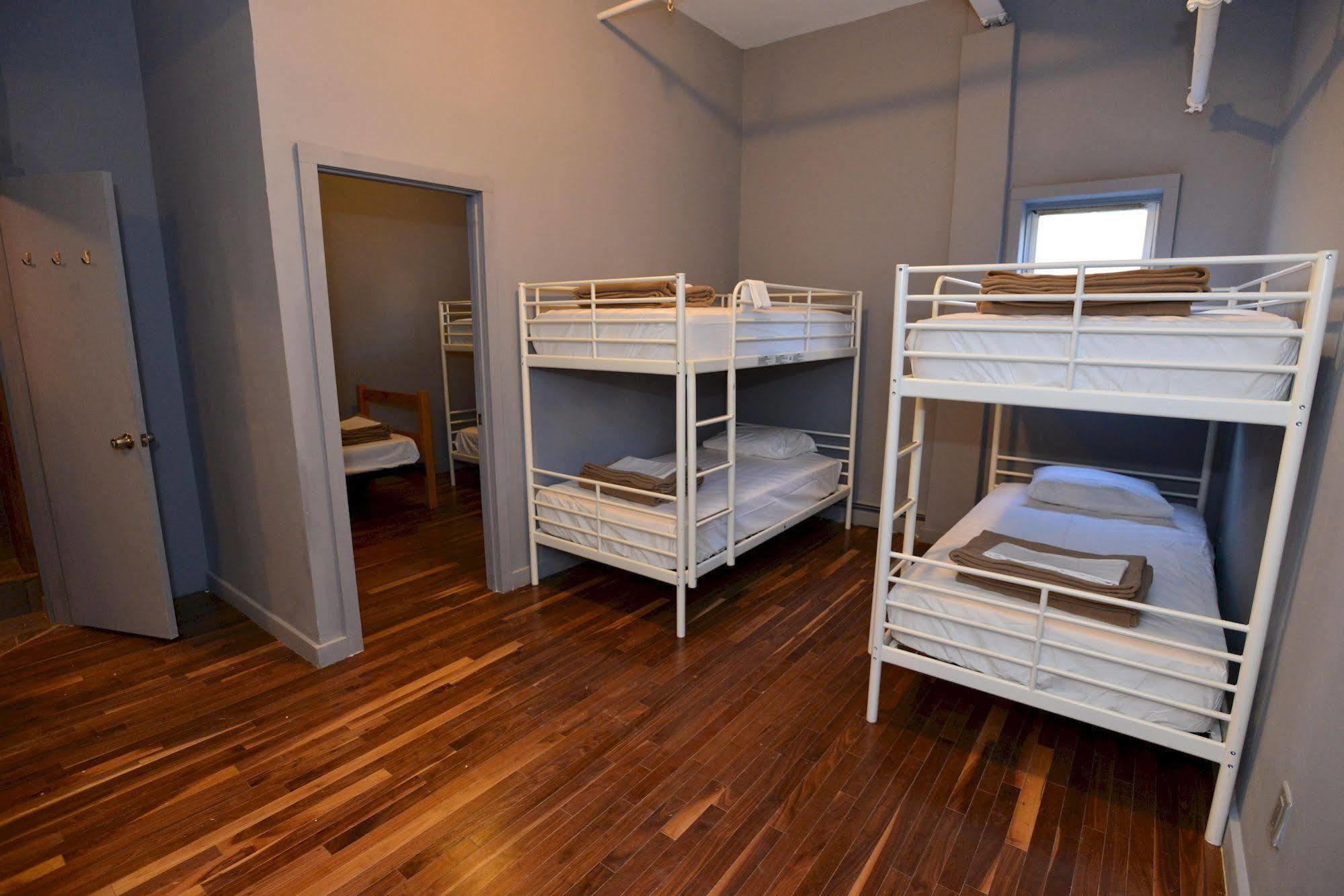 Explore Hotel And Hostel Union City Esterno foto